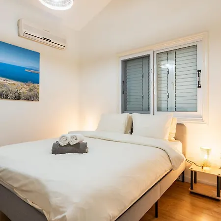Beachside 3br With Garden & Bbq In * Perivólia