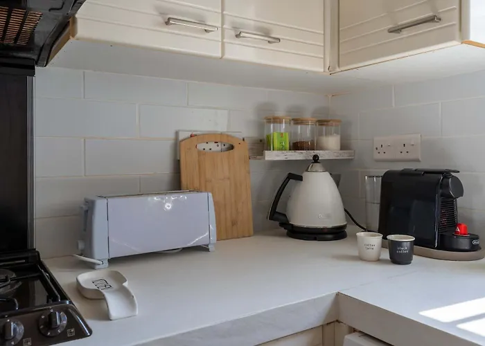 Prázdninový dům Beachside 2br With Garden & Bbq In